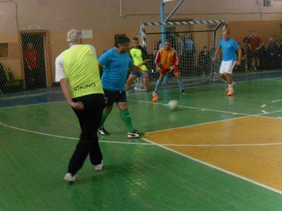 Юбилей рязанских ветеранов футбола отметили серией праздничных соревнований